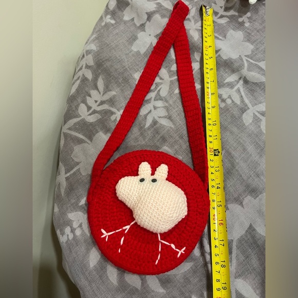 Red Crochet Kids Bag with Cute Character - Picture 7 of 8